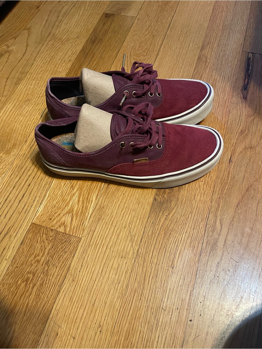 Vans Men's Burgundy Low-Top Sneakers size 9 - Picture 2 of 4
